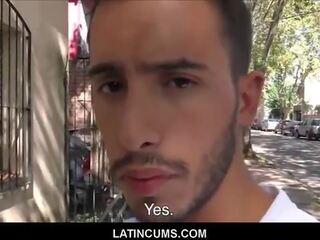 Lurus latino gay lelaki fucked untuk wang